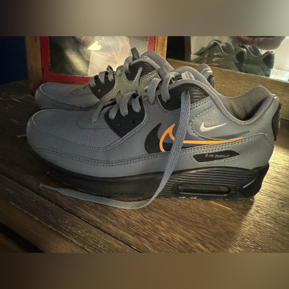 Nike Air Max 90 multi swoosh size 7Y